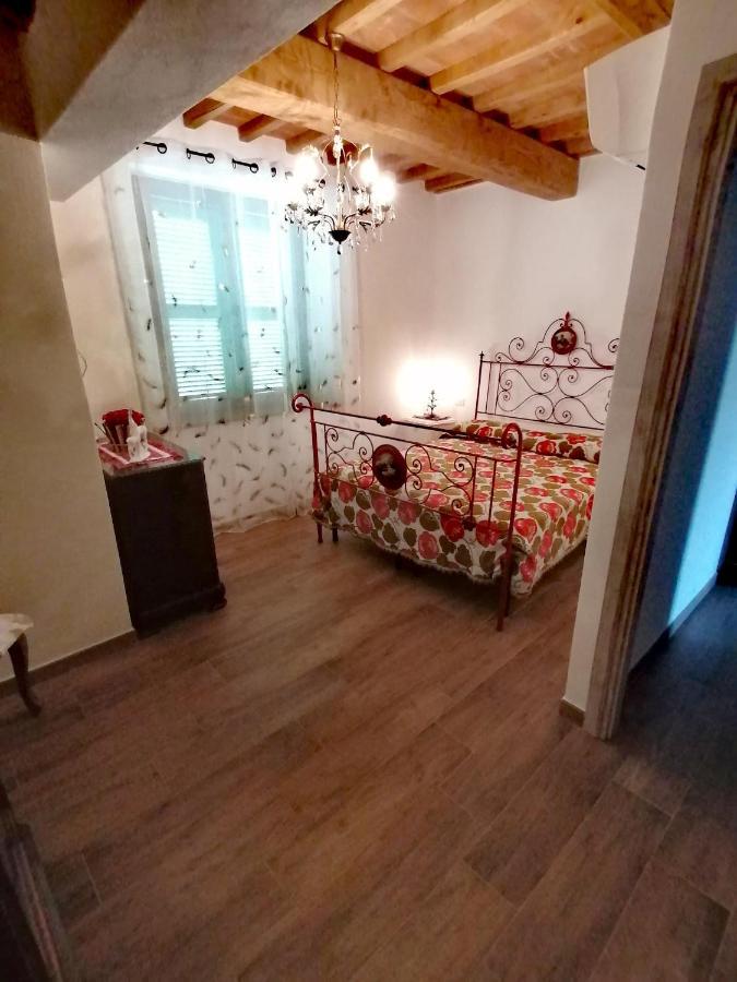 Agriturismo MonteCrespini Saturnia Habitación foto